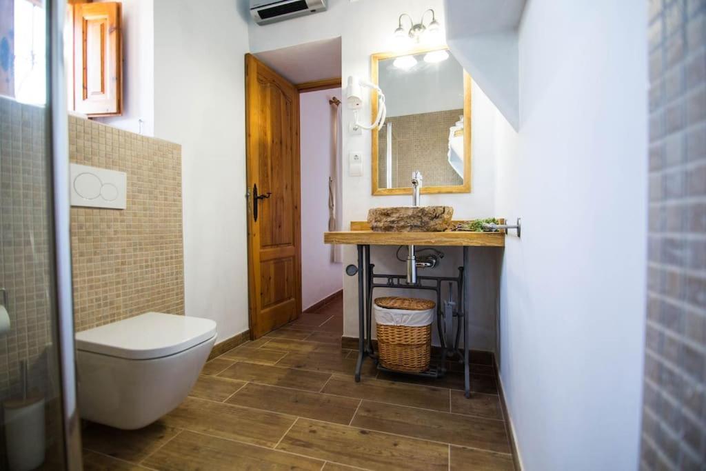 Casa Can Lluc Con Piscina, Jardin Y Vista Al Campo Sant Miquel De Balansat Exterior foto