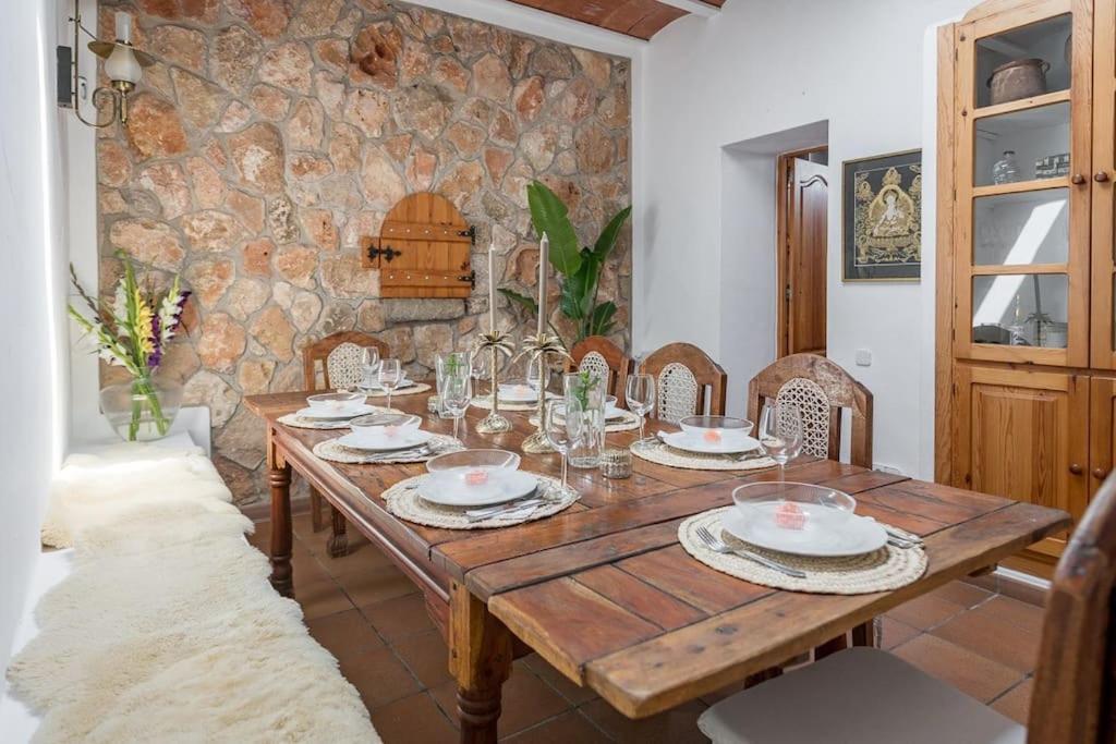 Casa Can Lluc Con Piscina, Jardin Y Vista Al Campo Sant Miquel De Balansat Exterior foto