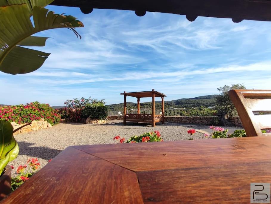 Casa Can Lluc Con Piscina, Jardin Y Vista Al Campo Sant Miquel De Balansat Exterior foto