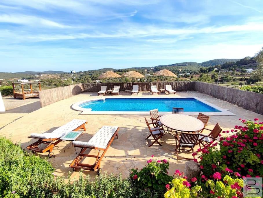 Casa Can Lluc Con Piscina, Jardin Y Vista Al Campo Sant Miquel De Balansat Exterior foto