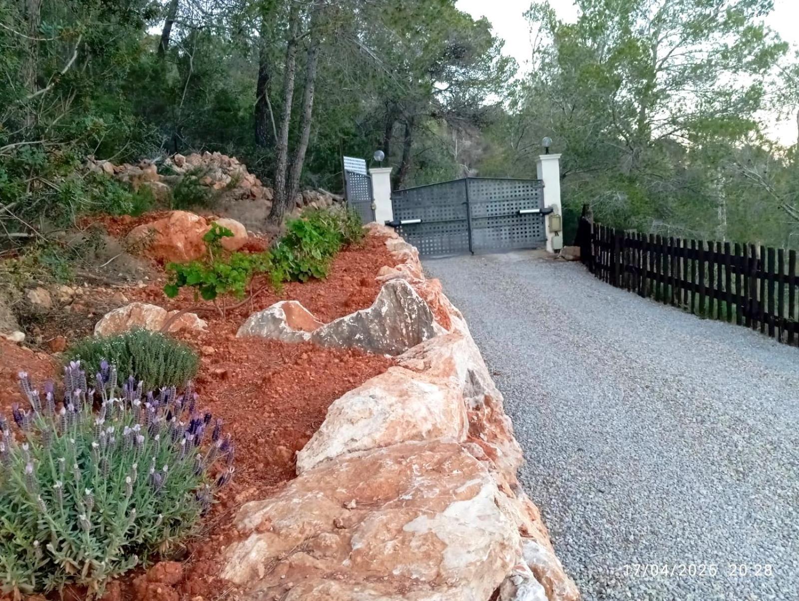 Casa Can Lluc Con Piscina, Jardin Y Vista Al Campo Sant Miquel De Balansat Exterior foto